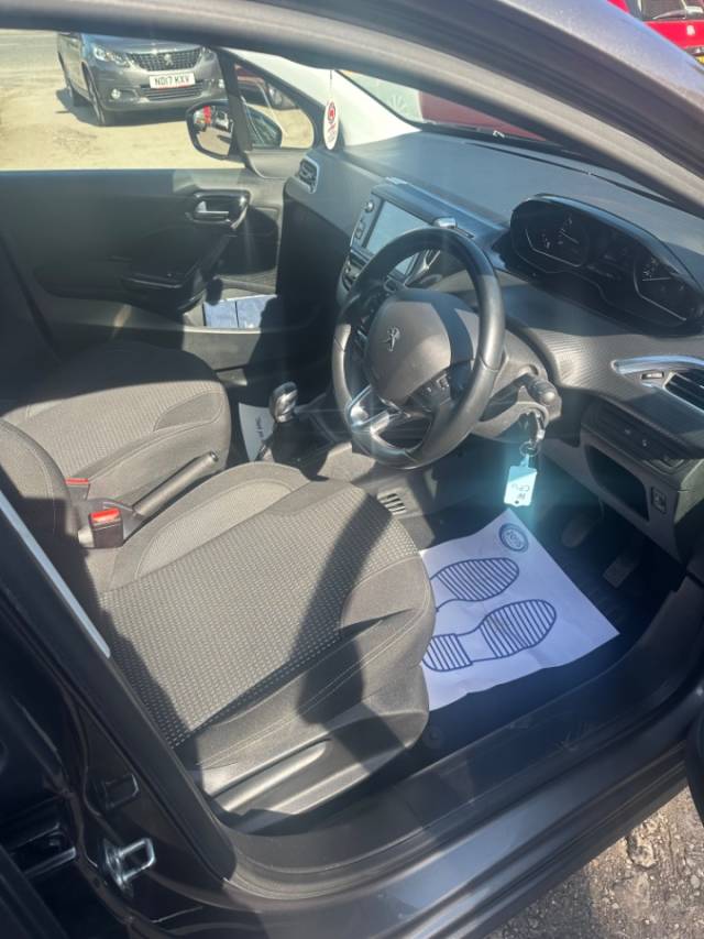 2019 Peugeot 208 1.2 PureTech 82 Tech Edition 5dr [Start Stop]