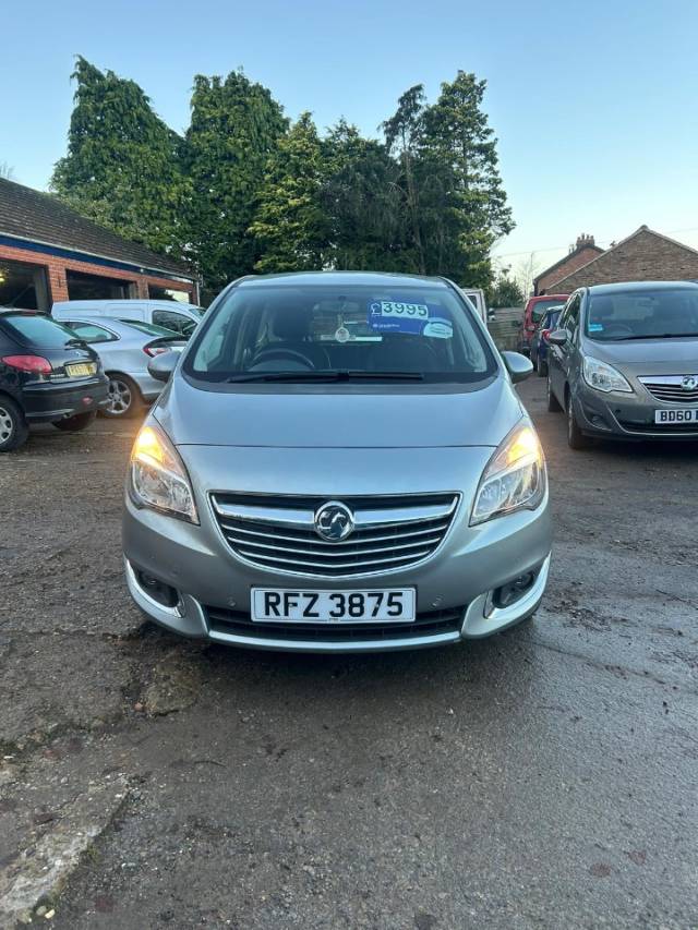 Vauxhall Meriva 1.4i 16V Tech Line 5dr MPV Petrol Silver