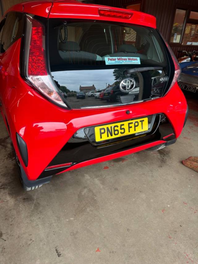 2015 Toyota Aygo 1.0 VVT-i X-Play 5dr